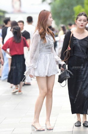 23718-7=77靓丽美腿小仙女 15P