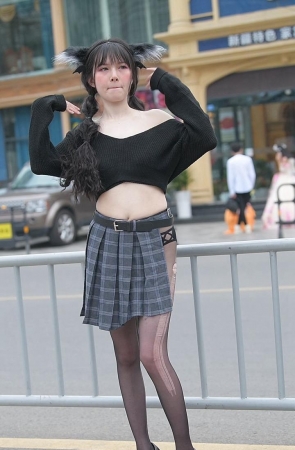 破损黑丝，性感小鲜肉3A209[529M]