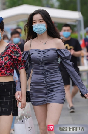 一字肩包屯裙美眉MJ948[738M]