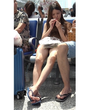 4K – 人字拖玉足小女友 [5.48 GB/MP4]