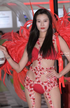 2157-5+136/维密秀~魅力红 5P