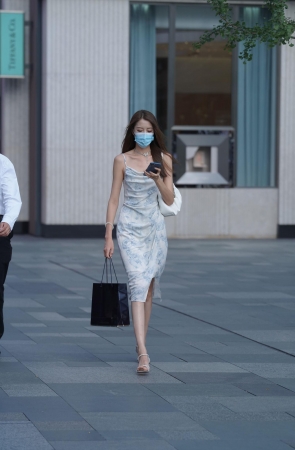 气质很好的高挑美女