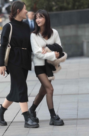 街拍黑丝妹子-14P