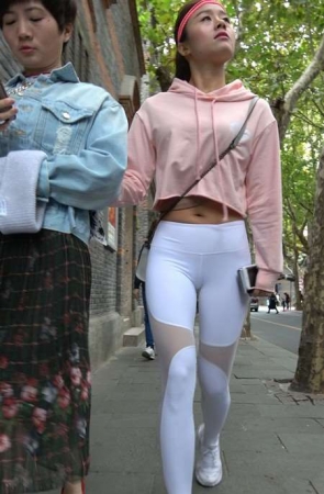 4k-超紧身瑜伽裤性感街拍美臀美女 [1.36 GB]