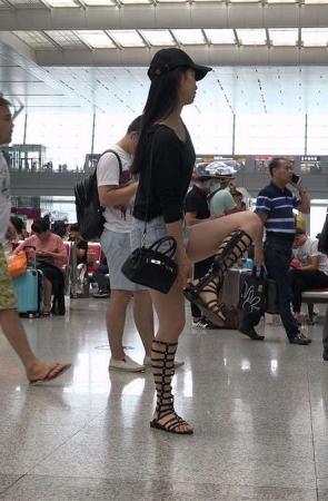 罗马鞋气质靓女