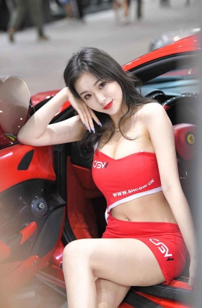 红裙美女模特可可