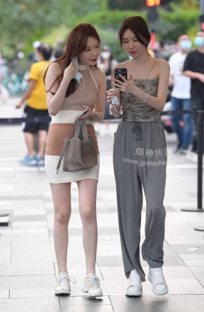 22613-3+93美腿闺蜜 16P