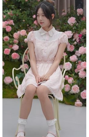 粉裙小美女(87P)