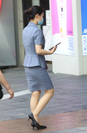 诱惑街拍肉丝职业装