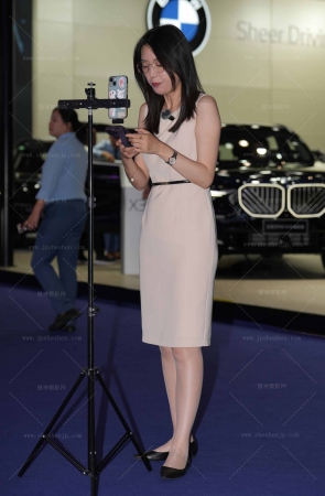 重庆车展篇-主播每天都穿肉丝换平底鞋了80P