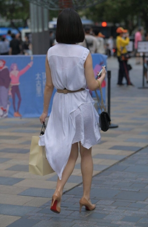 温婉气质白裙 [91P-2.05GB]