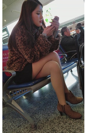 漂亮的肉色丝袜小姐姐