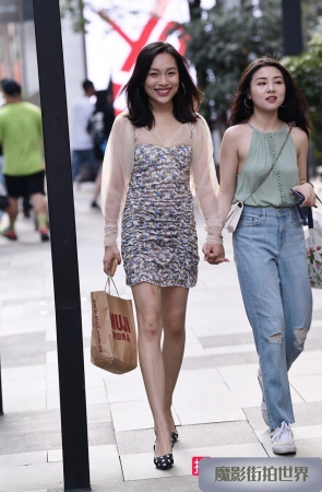 白裙子美女3A2161[1.34G]