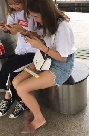 漂亮街拍长腿MM