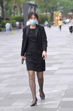 小妹制服丝袜诱惑/231205-2-94 14P