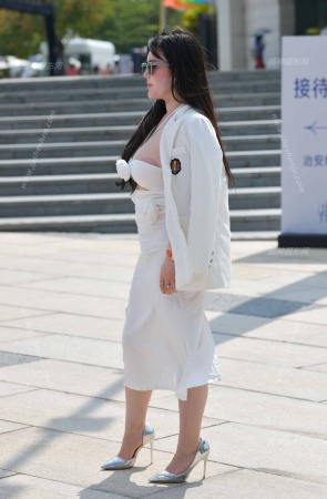 23921-20=47√有容乃大～【套图➕视频】 10P