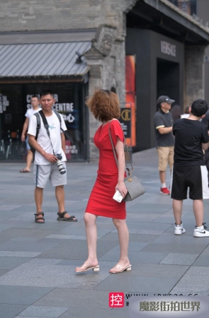 高冷的性感美女3A3566[784M]