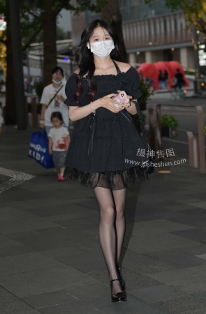 2364-8=85√爱穿黑丝的女孩～ 14P