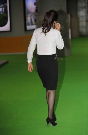 【街拍心灵】售楼顾问街拍黑丝制服高跟气质哇塞