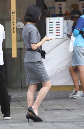 诱惑肉丝街拍高跟OL-12P