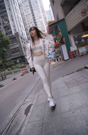 魂魂摄影作品 白色瑜伽裤美女