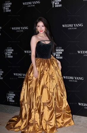 长裙女神御姐美女