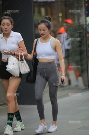 美臀裤 健身姑娘的最爱