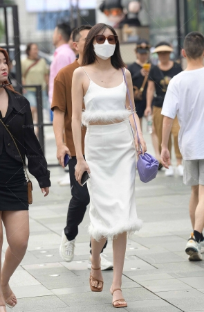 风情万种要有人懂得欣赏/231223-1-42 15P