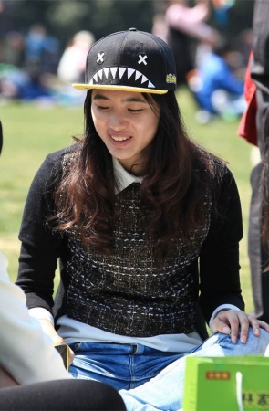 No1503 青春活泼大学女生的牛仔裤丝足