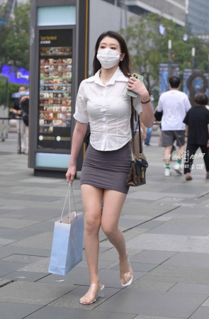 22531-2+126温迪美女【套图➕视频】 15P