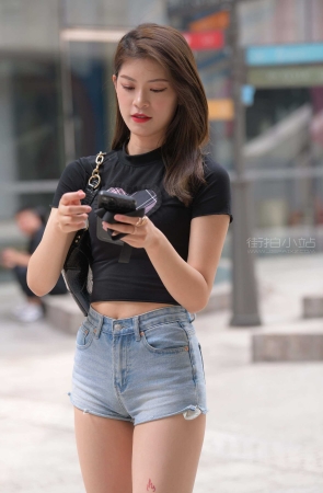 [一始专区] 热裤美腿美女