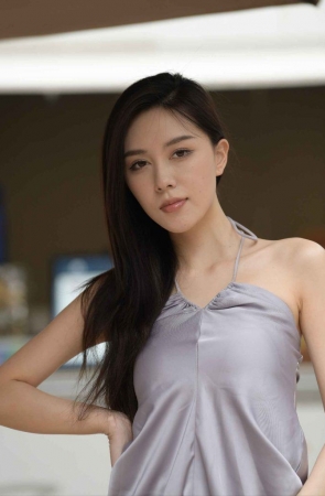 吊带丝裙 [65P-1.38GB]