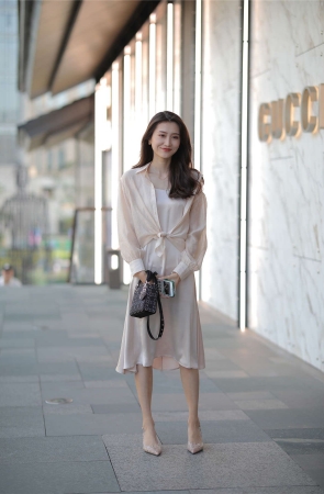 丝质连衣裙女神