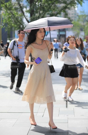 春天的味道 人比桃花美