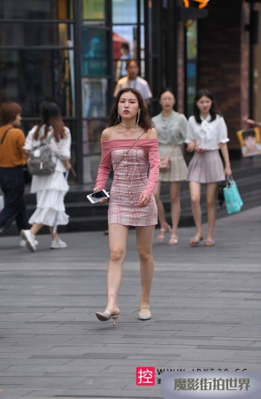 抹胸包屯裙长腿美女3A3737[550M]