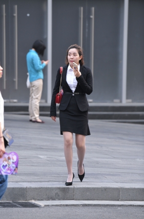 高跟灰丝OL白领