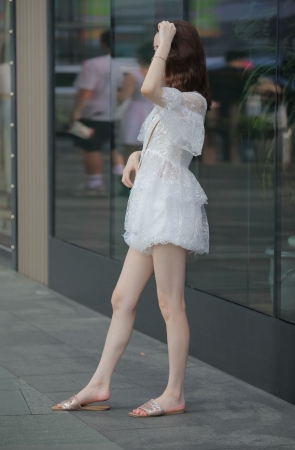 太嫩了吧 此腿只因天上有