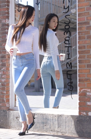 一始街拍作品 思念你的时间