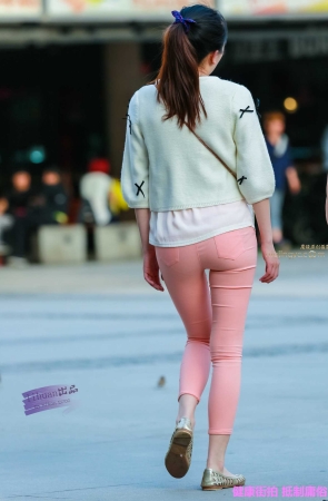 李欢原创——–红裤，超翘（18P）