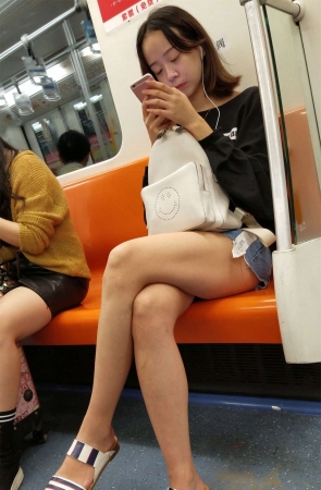 前夕的美腿真的很好看