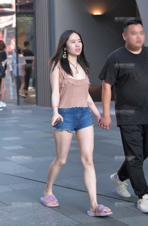 老铁们，新年好~