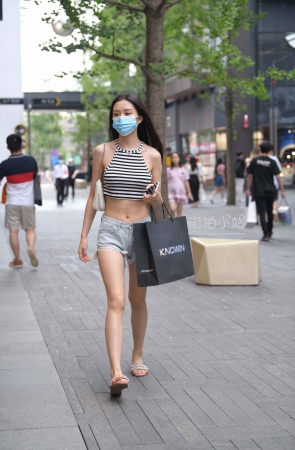 魔鬼身材小蛮腰小姐姐~！