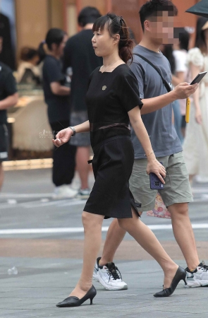 肉丝高跟街拍OL