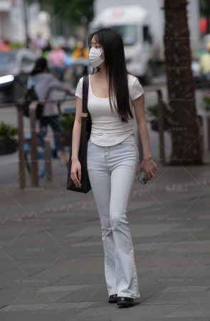 用尽蛮荒只为换你一声声浅咛低唱240314-17-46 14P