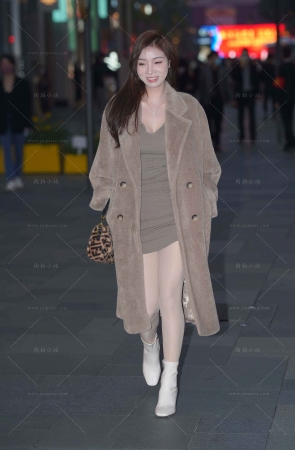 短裙R丝美女御姐