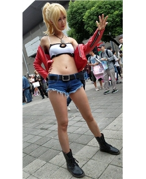 4k-人体彩绘的性感美女车模，身材棒棒哒 [985 MB]