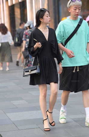 柳叶弯眉樱桃嘴/240104-2-67 15P