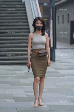 搭讪修身一步裙美姐