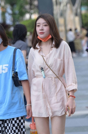 白白净净的女人/231112-1-58 15P