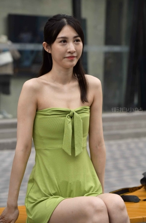 笑与不笑都是那么美！